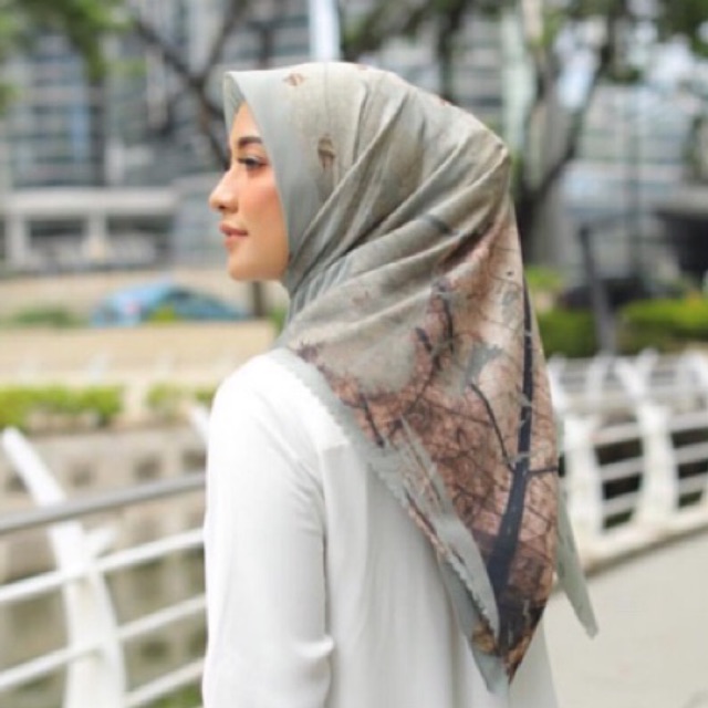 TEAK Scarf PISTACHIO Premium Hijab Heaven Lights HL