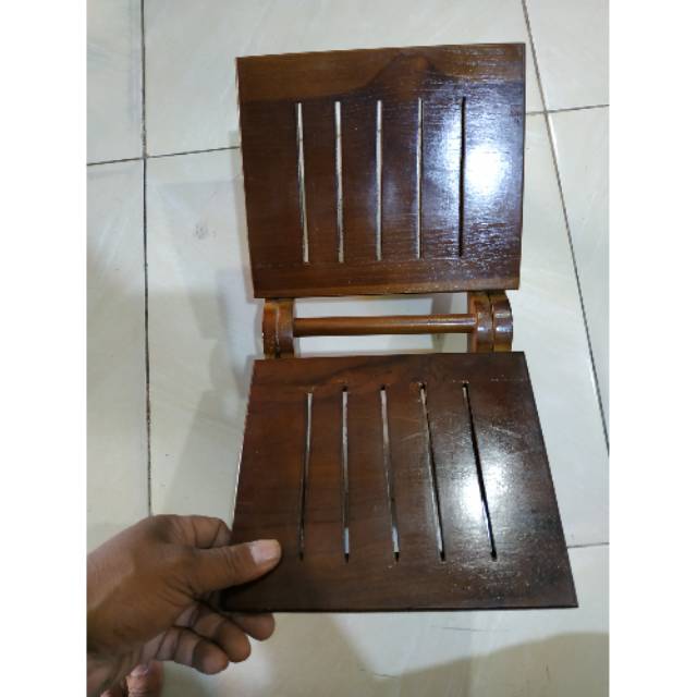 Lekar/ dampar ngaji al Qur'an atau ngaji kitab