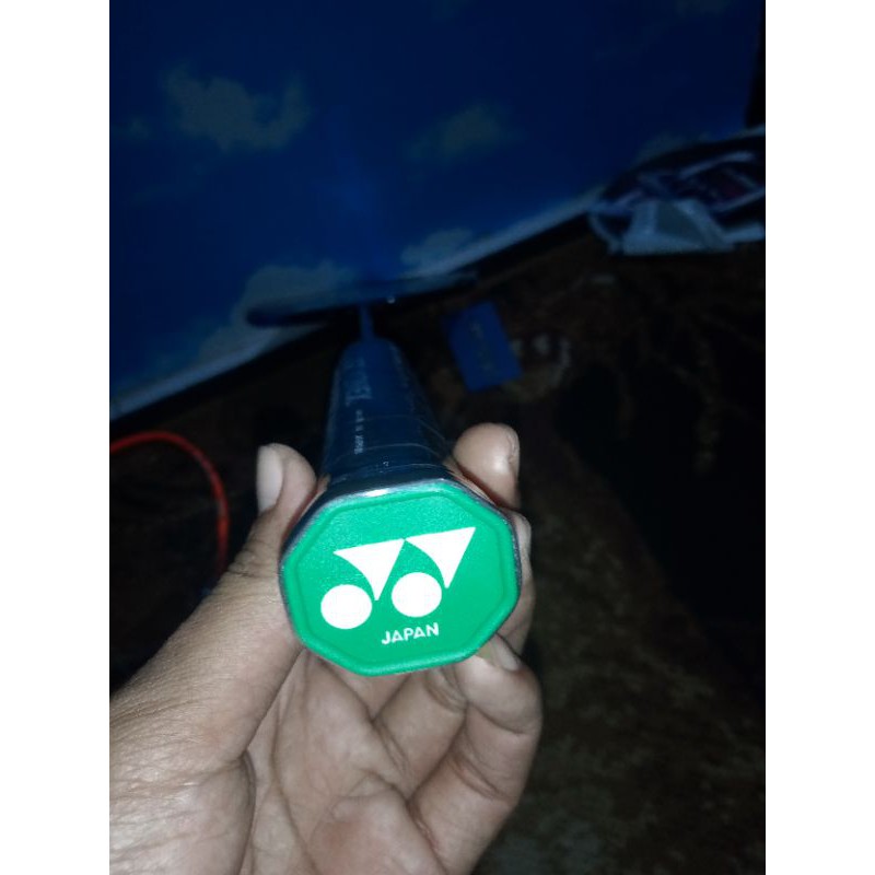 raket Yonex astrox 77 (go)