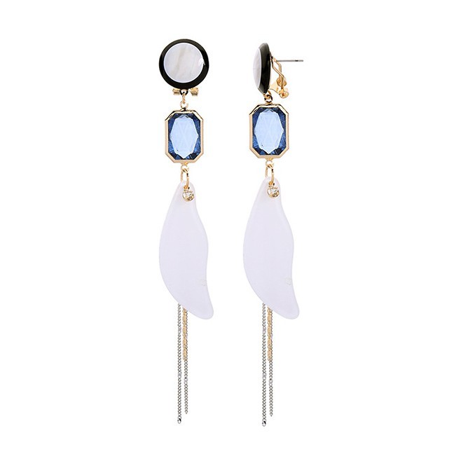 LRC Anting Tusuk Fashion Gold Acrylic Pearl Stud Earrings F67630