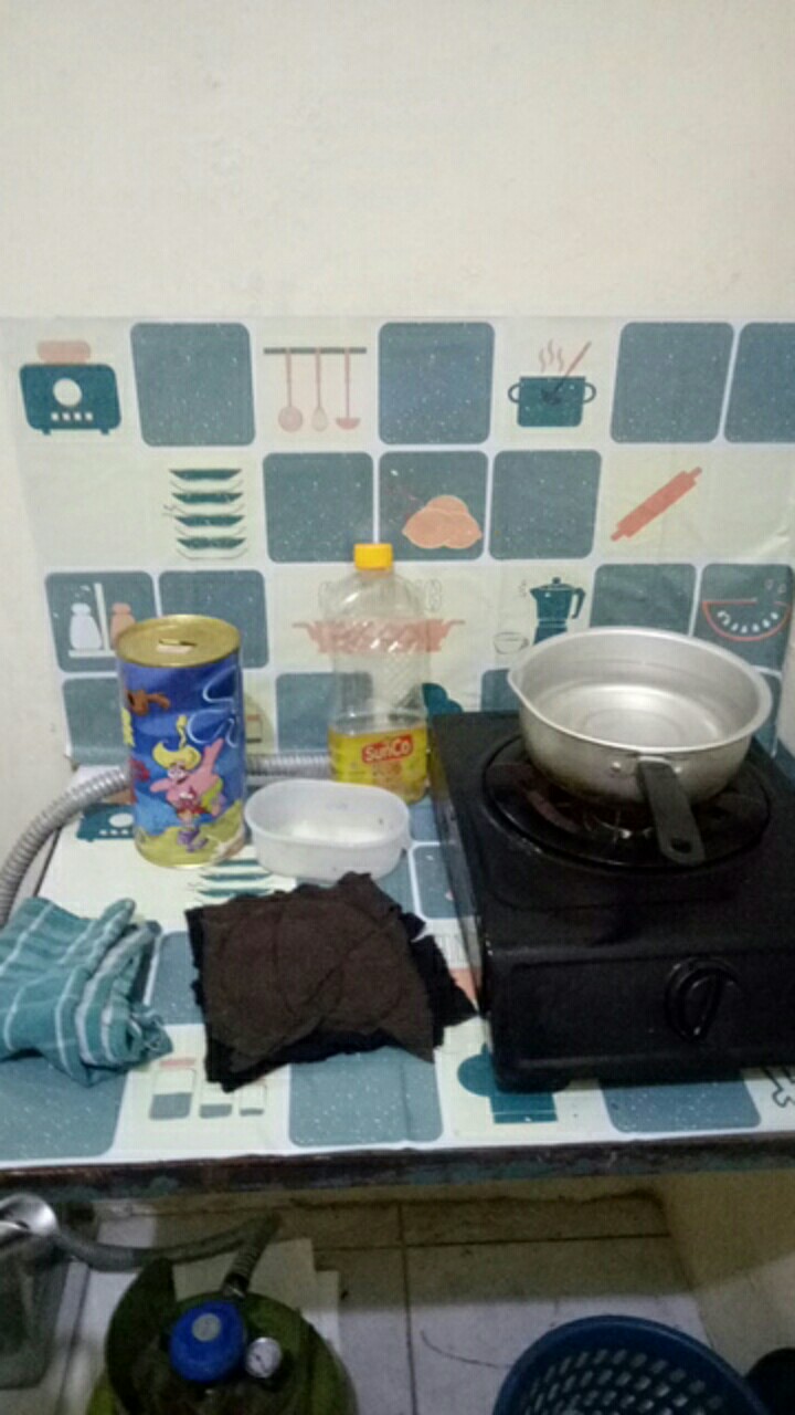 Wall Stiker Dapur Anti Minyak 45 X 70 Cm Bahan Aluminium Foil Wallpaper Dekorasi Dapur Hiasan Dapur