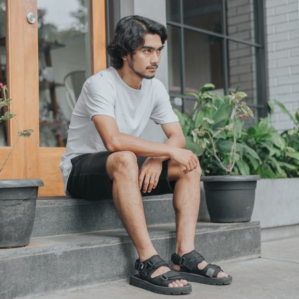 Alvis Full Black | Sendal Gunung Original  Santai Kasual Pria Lokal Sandal Footwear | FORIND x Jack