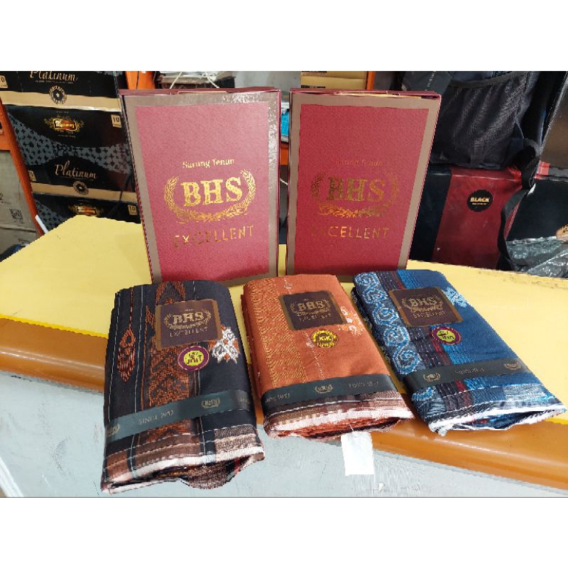 sarung BHS Excellent gold jacquard