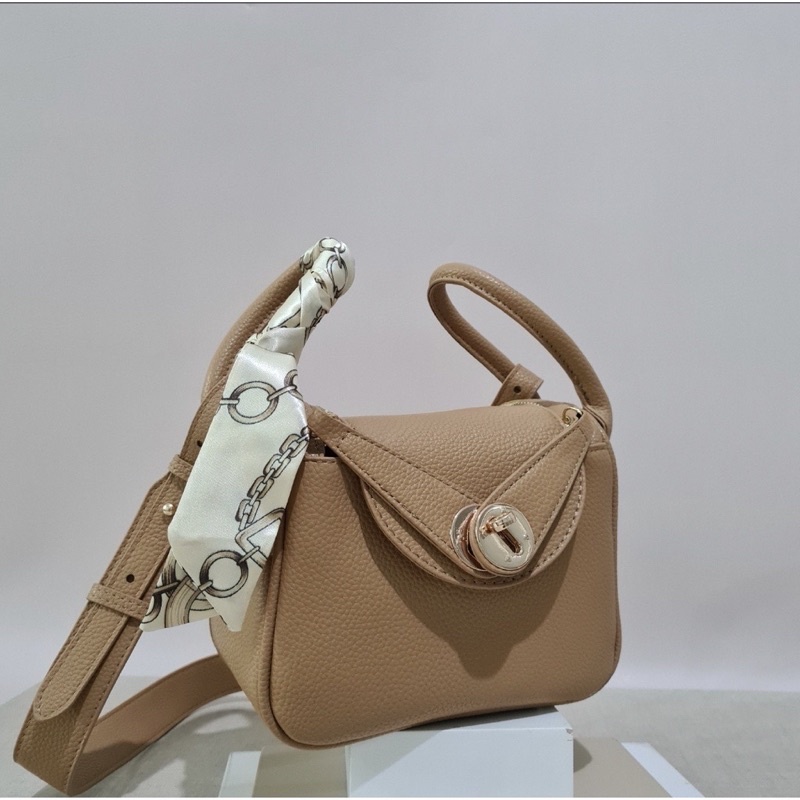 Tas fashion Lindy