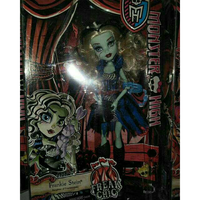 BONEKA mh FRANKIE STAIN + uniform