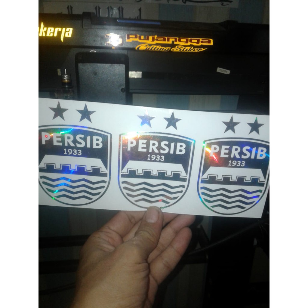 

CUTTING STIKER KLUB SEPAK BOLA INDONESIA ( PERSIB )SAMPLE HOLOGRAM UKRN 5x7. 7 X 10 .10x14 cm