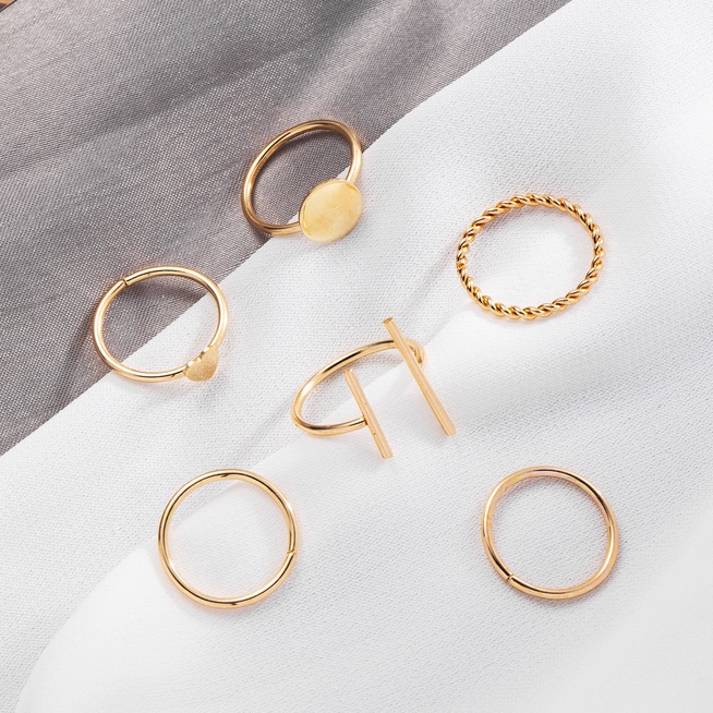 Cincin Titanium Wanita Korea Emas Imitasi 6 Pcs / Set Aksesoris Jari Perempuan Bahan Alloy anti karat CNC8