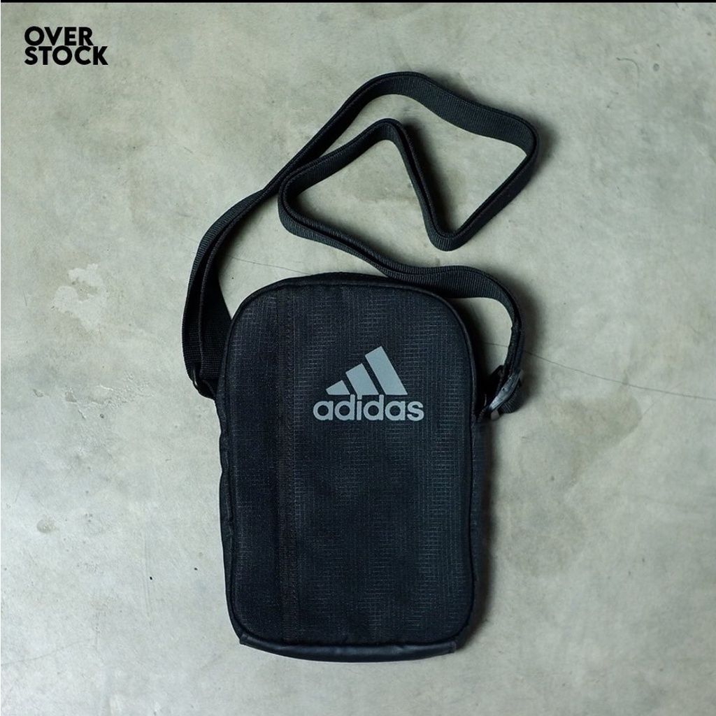 Adida*s Essentials Slingbag