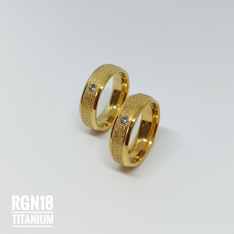 Cincin titanium pasir gold  mata CC561/3