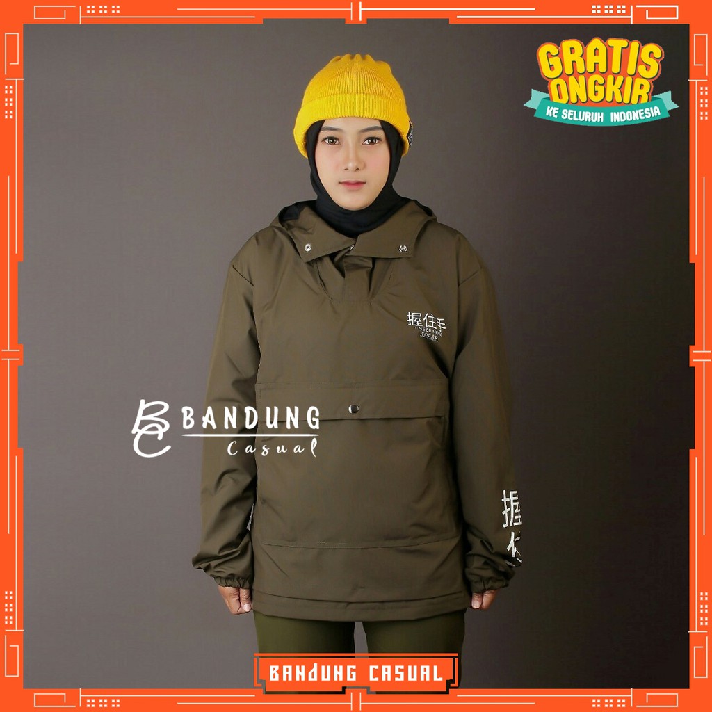 Jaket Taslan Cagoule Wanita Japan Holdhand 1