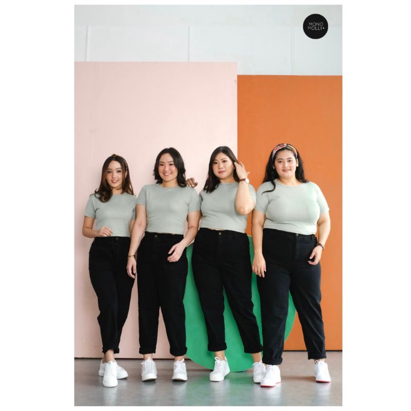 (Preloved) Alexa Baggy Jeans Monomolly / Monomolly Alexa Baggy Jeans