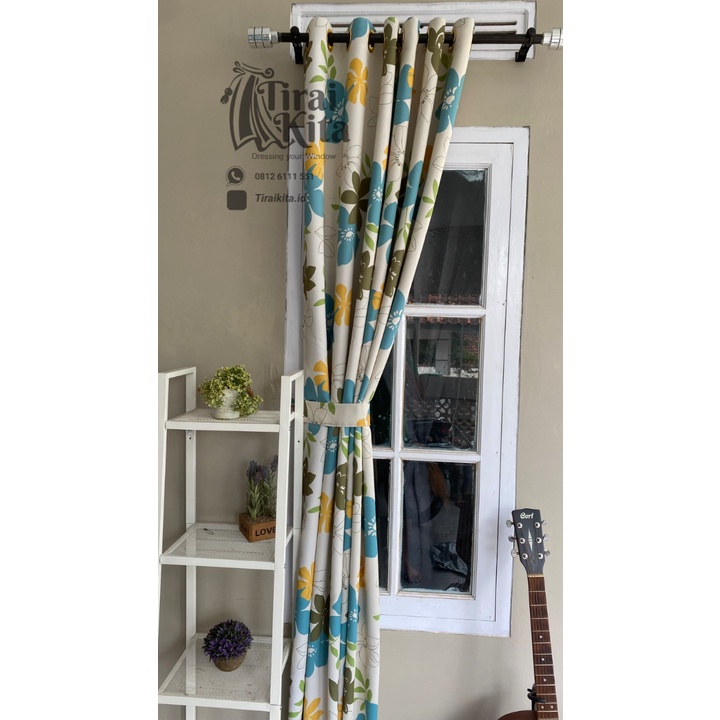 tirai blackout gorden motif bunga biru import 100x260