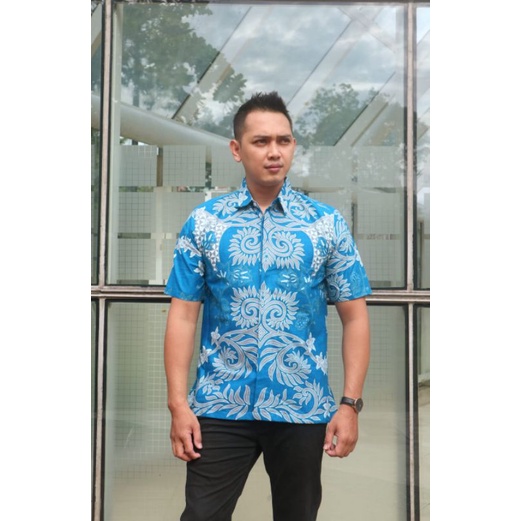 Kemeja Batik Lengan Pendek