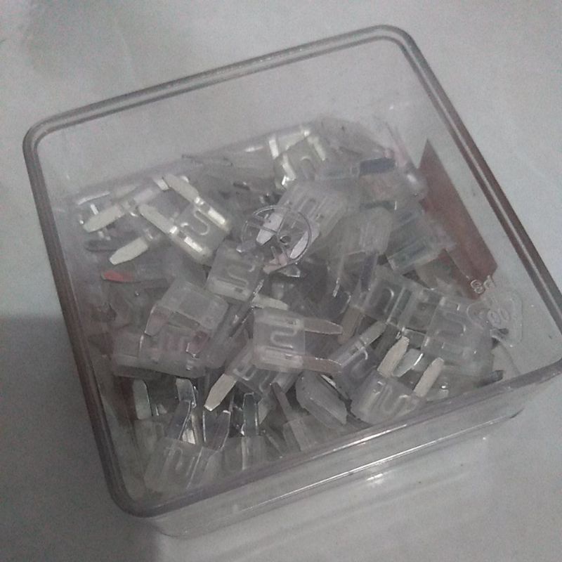 Satu Kotak Sikring Tancap Mini 25A 100pcs Sekring Kecil 25 A 100 biji