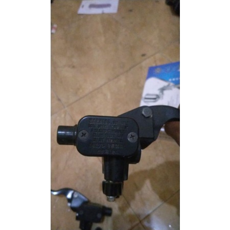 Master Rem Kiri Kanan NMAX Original Copotan Motor