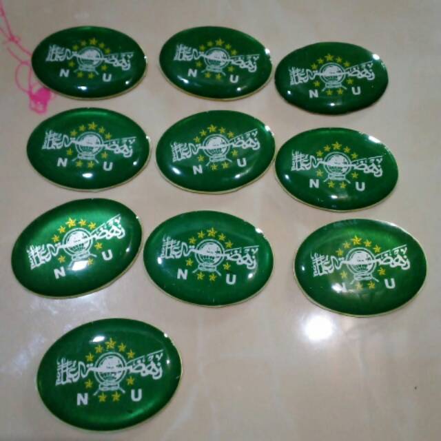 PIN NU OVAL Kuningan Cor RESIN