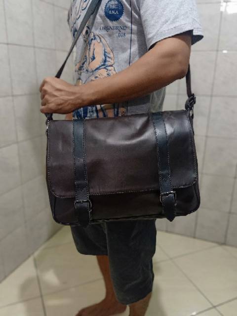 Tas selempang tas kerja tas laptop model selempang kulit asli