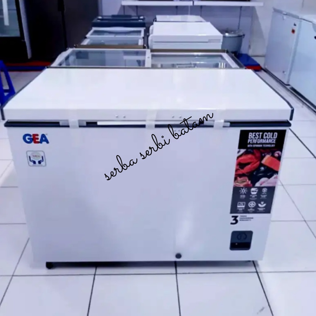CHEST FREEZER GEA AB-336 R LEMARI PEMBEKU 330 LITER BATAM