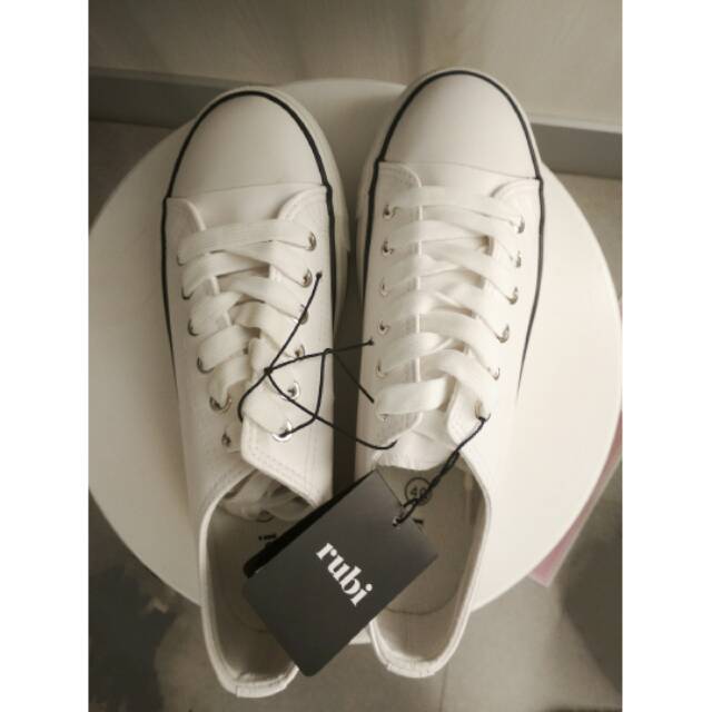 Sepatu Rubi - Platform Jodi Low Rise Sneakers