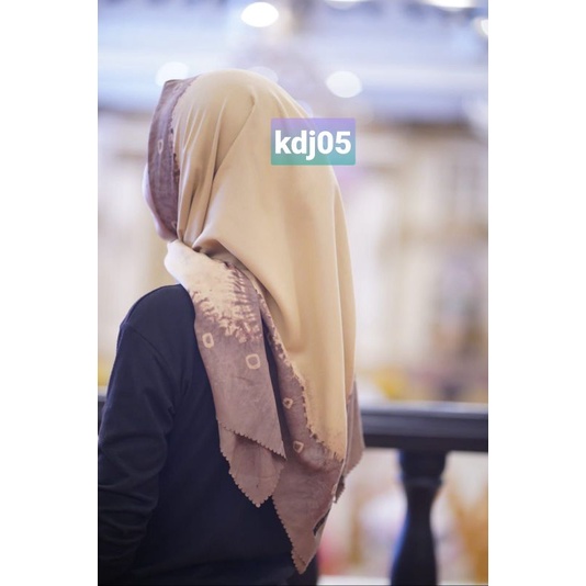 kerudung/jilbab/hijab segiempat jumputan khas palembang