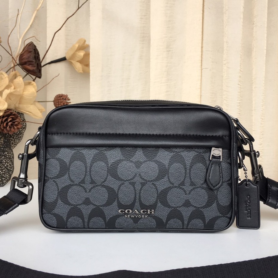 COACH 50715 Pria Fashion Messenger Bag/Tas Bahu/Kulit Rekreasi Kecil Persegi Tas Kamera/Tas Dada