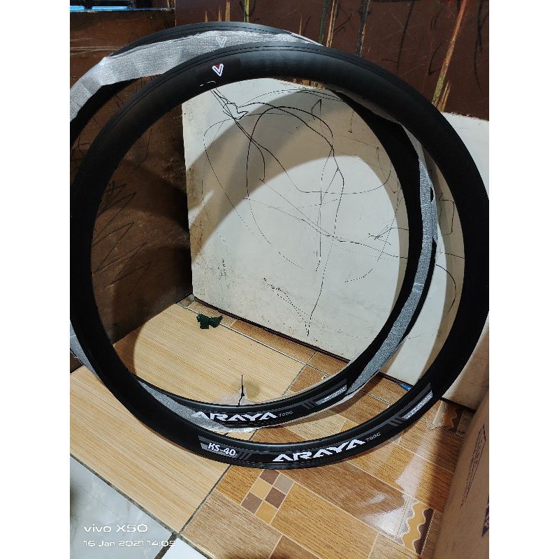 Velg Rim 700c Sepeda Fixie Roadbike. DOUBLE WALL BRAKELINE ARAYA KS-40