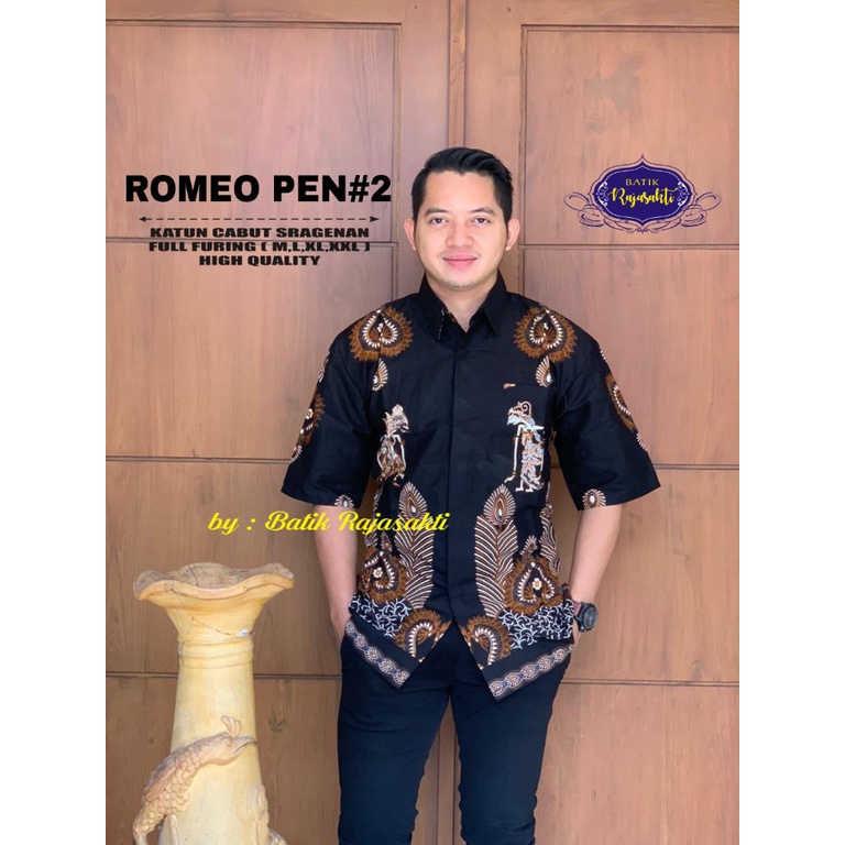 ROMEO 2 RAJASAKTI KEMEJA BATIK SOLO PRIA LENGAN PENDEK LAPIS FURING ATASAN BATIK PREMIUM MODERN KATUN HALUS BAHUWIRYA  BANAMITRA BANAMITRA PUTIH BANGSAWAN BAYU PUTRA BERLIAN BIRU BHARATAYUDA BIMASENA BIRENDRA BIRU INDAH BRAHMAKERTA BRAHMAKERTA MERAH