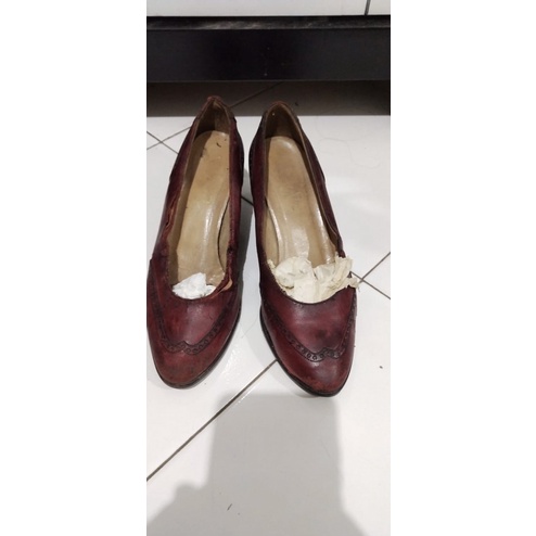 Sepatu Aigner Kulit / Sepatu Wanita