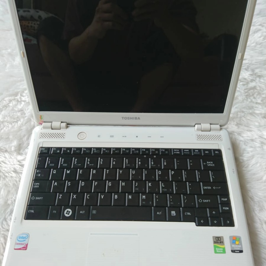 Laptop Toshiba portege M800 bekas lengkap siap pakai