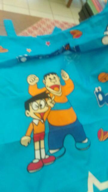 Gorden / Hordeng Jendela Karakter Doraemon, Keroppi, Hello Kitty, Mickey Mouse