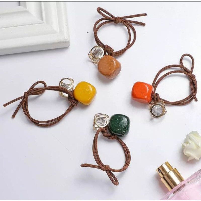 AKSESORI RAMBUT WANITA/IKAT RAMBUT WANITA/IKAT RAMBUT KOREA/IKAT RAMBUT KEKINIAN