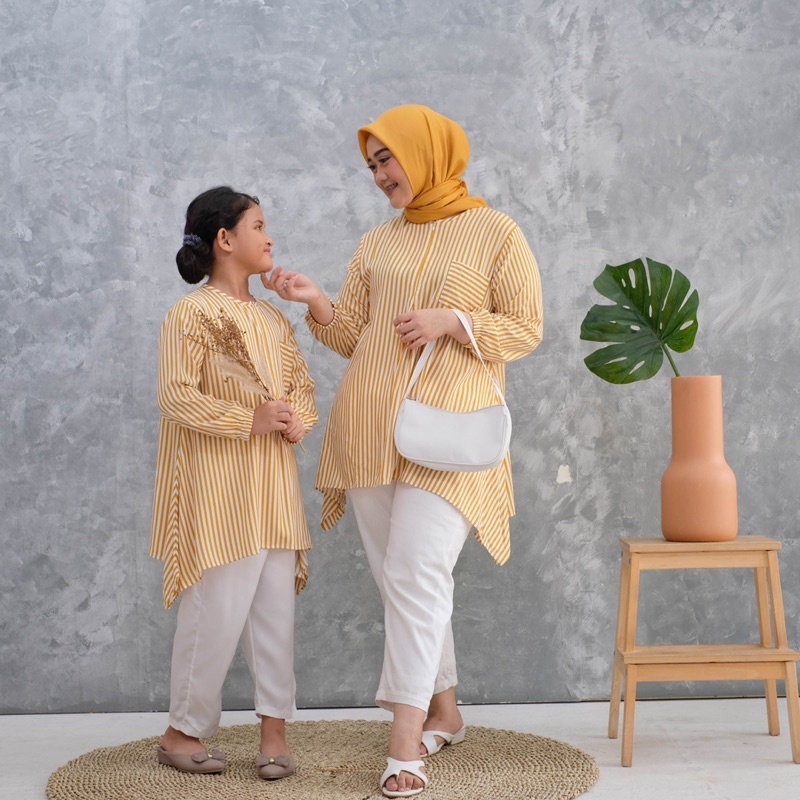 BAJU COUPLE BLOUSE IBU DAN ANAK BAJU ATASAN COUPLE IBU DAN ANAK STRIP KUNING