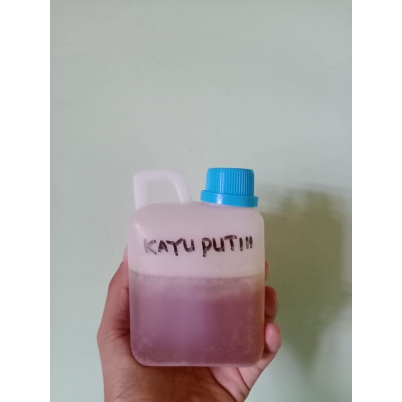 

MADU MURNI NEKTAR BUNGA KAYU PUTIH KEMASAN 1/2 KG (500 gram)