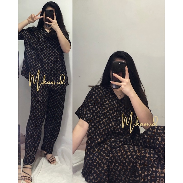 (COD) One set Piyama Abstrak Jumbo fit to Ld120cm | one set piyama rayon jumbo | one set pajamas Jumbo-LV BLACK LD120cm