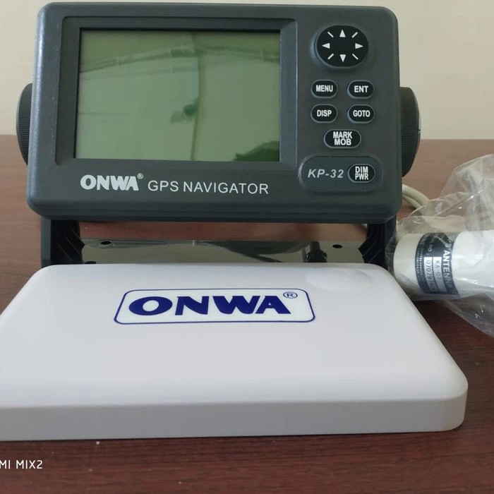 GPS ONWA KP 32 MARINE NAVIGATOR