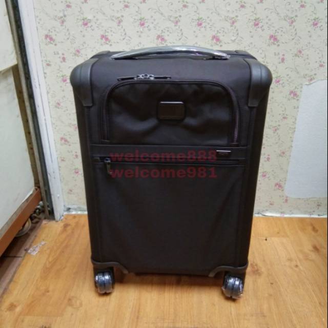 Koper tumi 22inch alpha 4 wheeled qty mirror