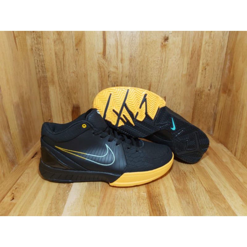 sepatu basket Nike Kobe protro 4 black  snake