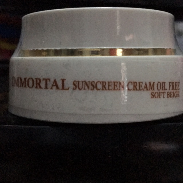 IMMORTAL SUNSCREEN CREAM OIL FREE SOFT BEIGE