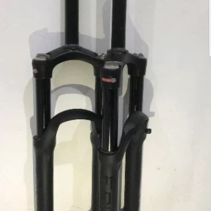 READY     Fork 27.5 Epixon Air travel 120 Lock rebound