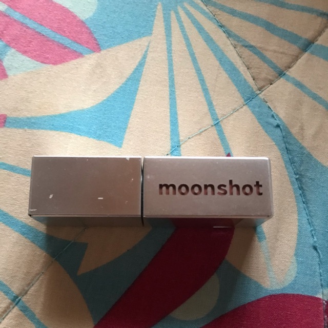 Moonshot Cream Paint Preloved