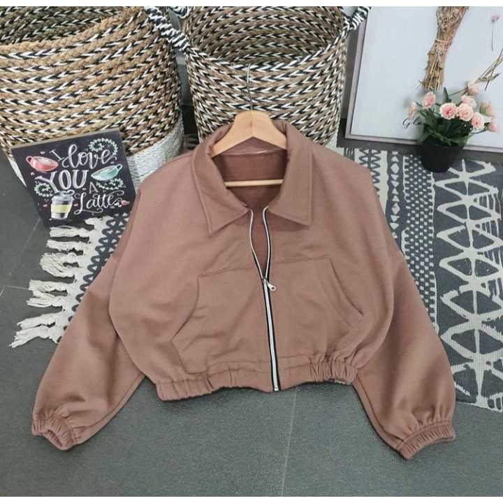 Jaket Kerah Crop Kerah