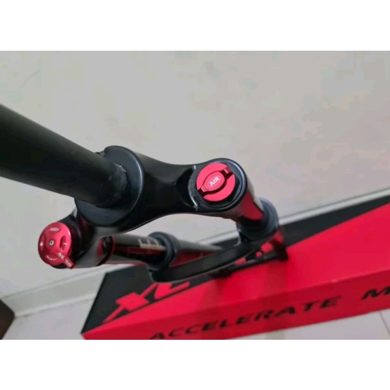 Fork XLR8 AIR 27.5 Boost Travel 120 MM Lock Rebound TA 110 x 15 MM Garpu Sepeda MTB Travel 120mm TA 15mm