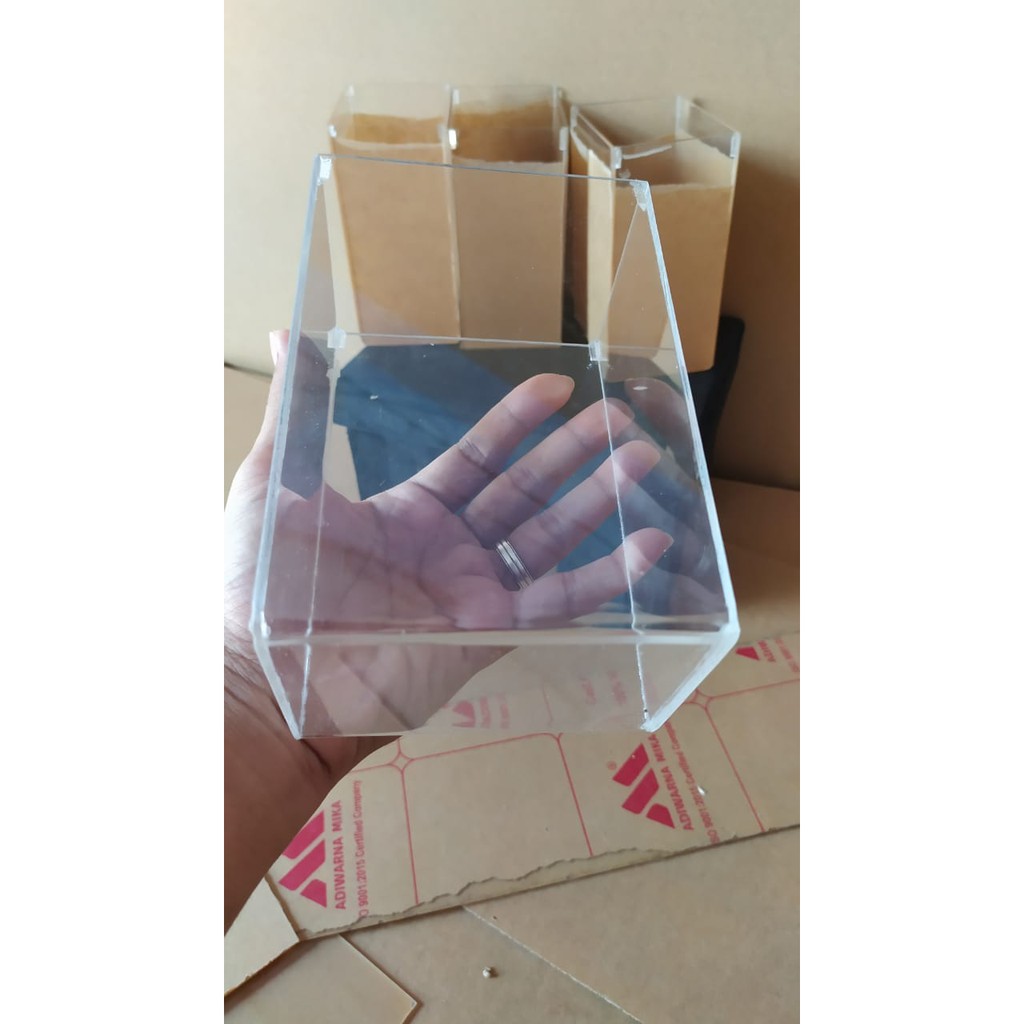 Aquarium Ikan Cupang Akrilik 10\u00d77\u00d715cm 2mm