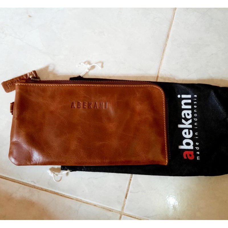 long pouch abekani. ready maroon