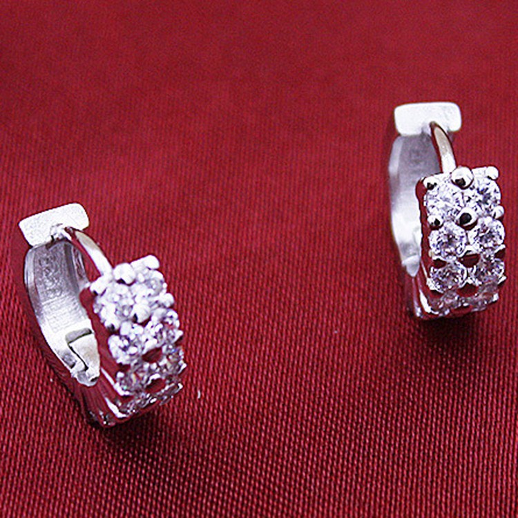 1 Pasang Anting Bulat Sterling Silver 925 Elegan untuk Wanita