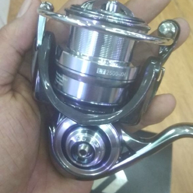 Reel Daiwa EXIST LT 2018 2500 XH