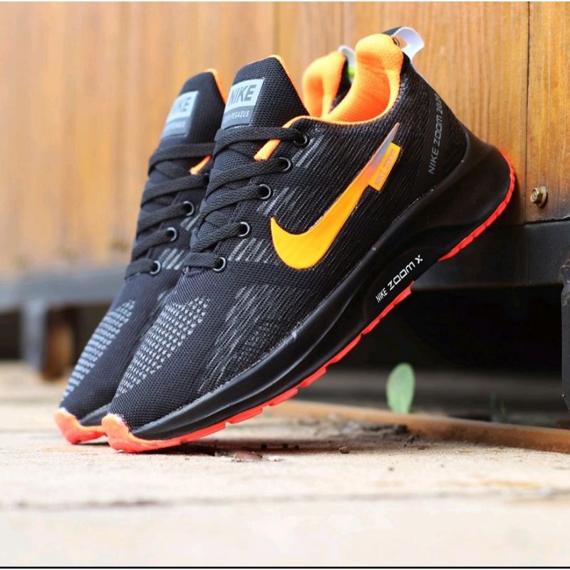 100% PREMIUM SEPATU SNEAKERS PRIA OLAHRAGA NIKE ZOOM X CUSION JOGING RUNNING CASUAL PRIA  Importa