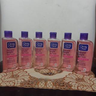 Jual Clean & Clear Natural Bright Face Wash 100 Ml | Shopee Indonesia