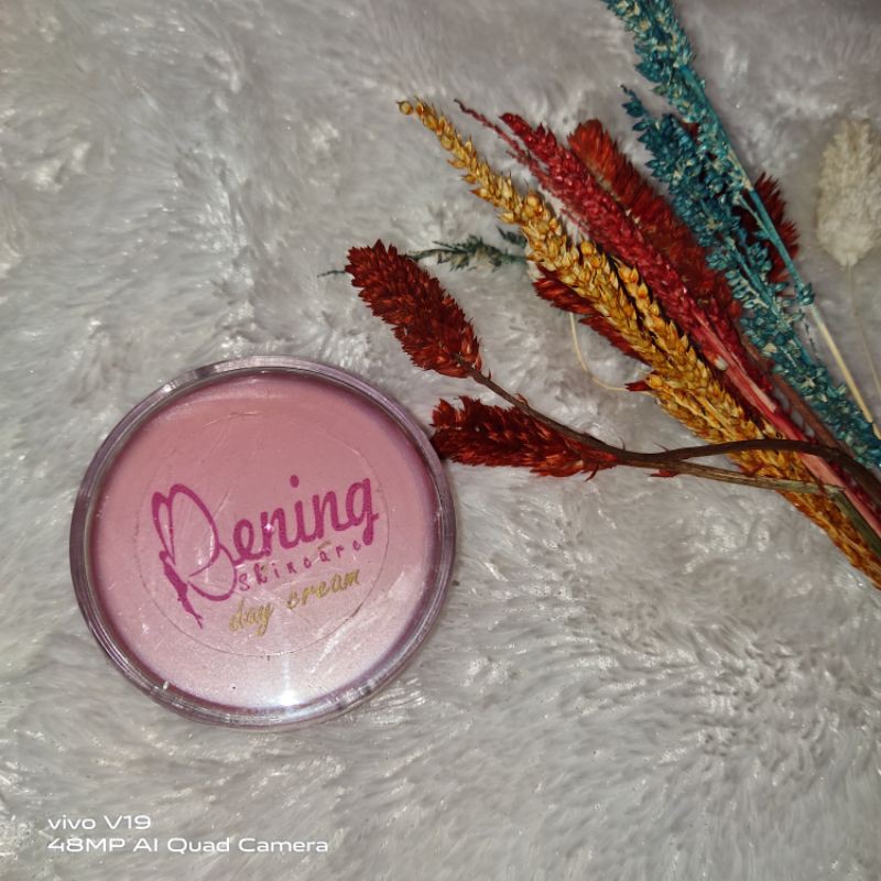 

ecer crem siang bening