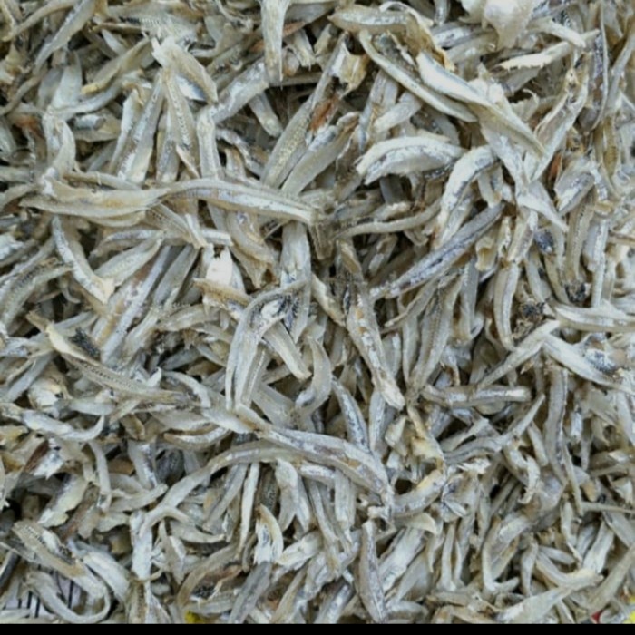 

teri jengki belah 250 gram super